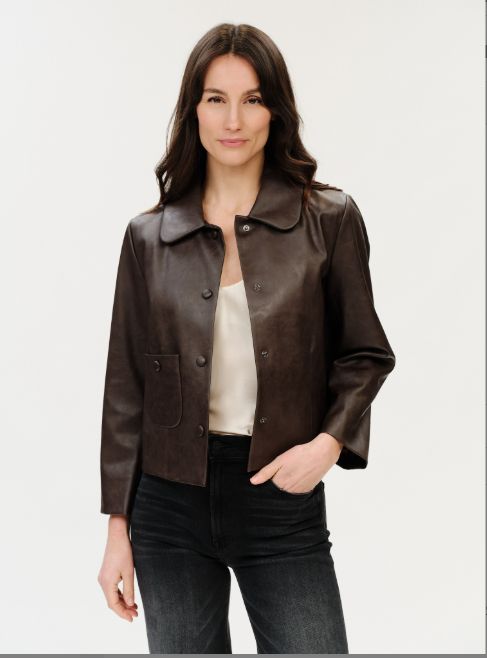 VAIL ROUNDED COLLAR FAUX