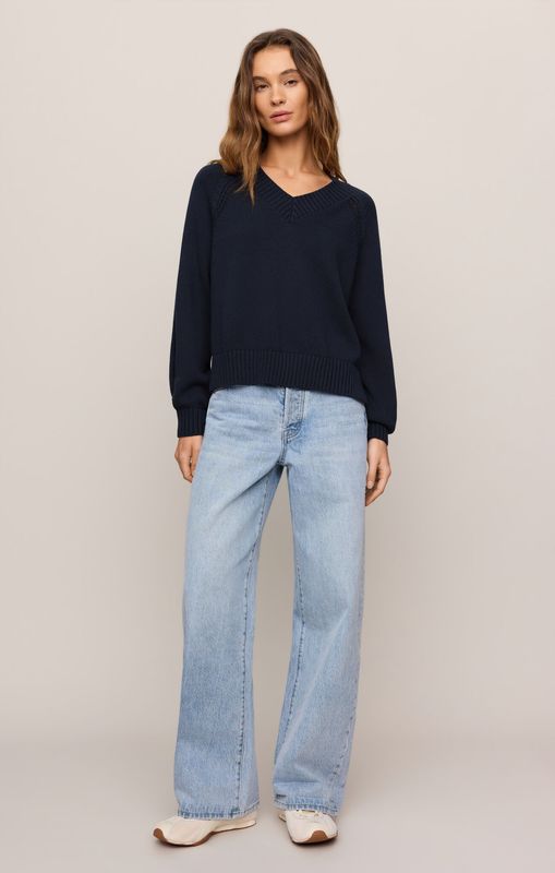 STRATTON VNECK SWEATER