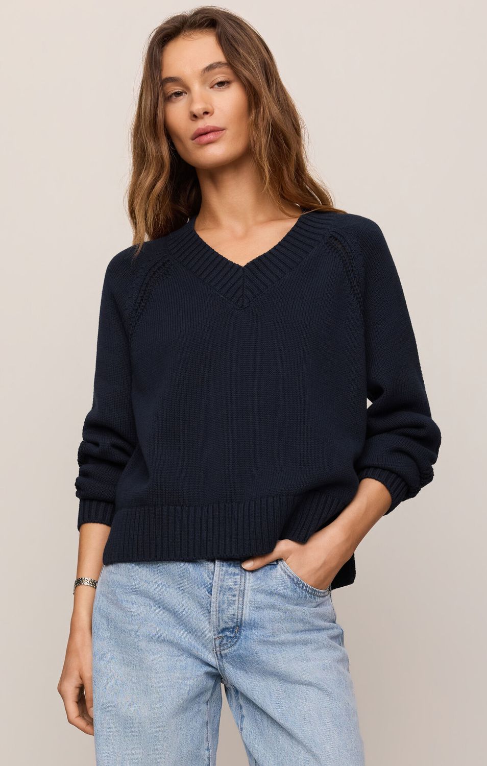STRATTON VNECK SWEATER