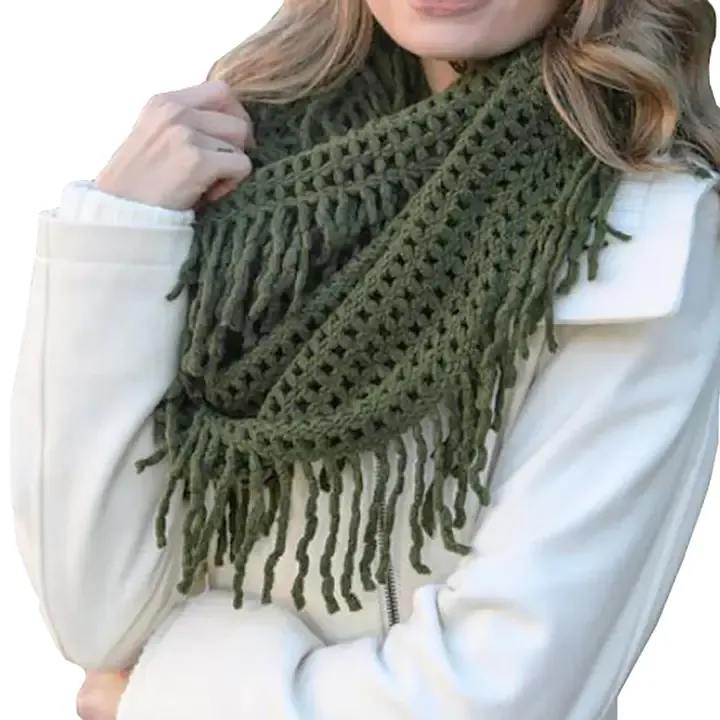 KNIT TASSEL INFINITY LOOP SCARF