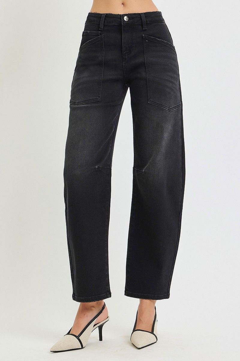 MID RISE BAREL PATCH POCKET JEANS