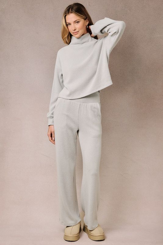 PATCH POCKET RIBBED WIDE LEG PANTS