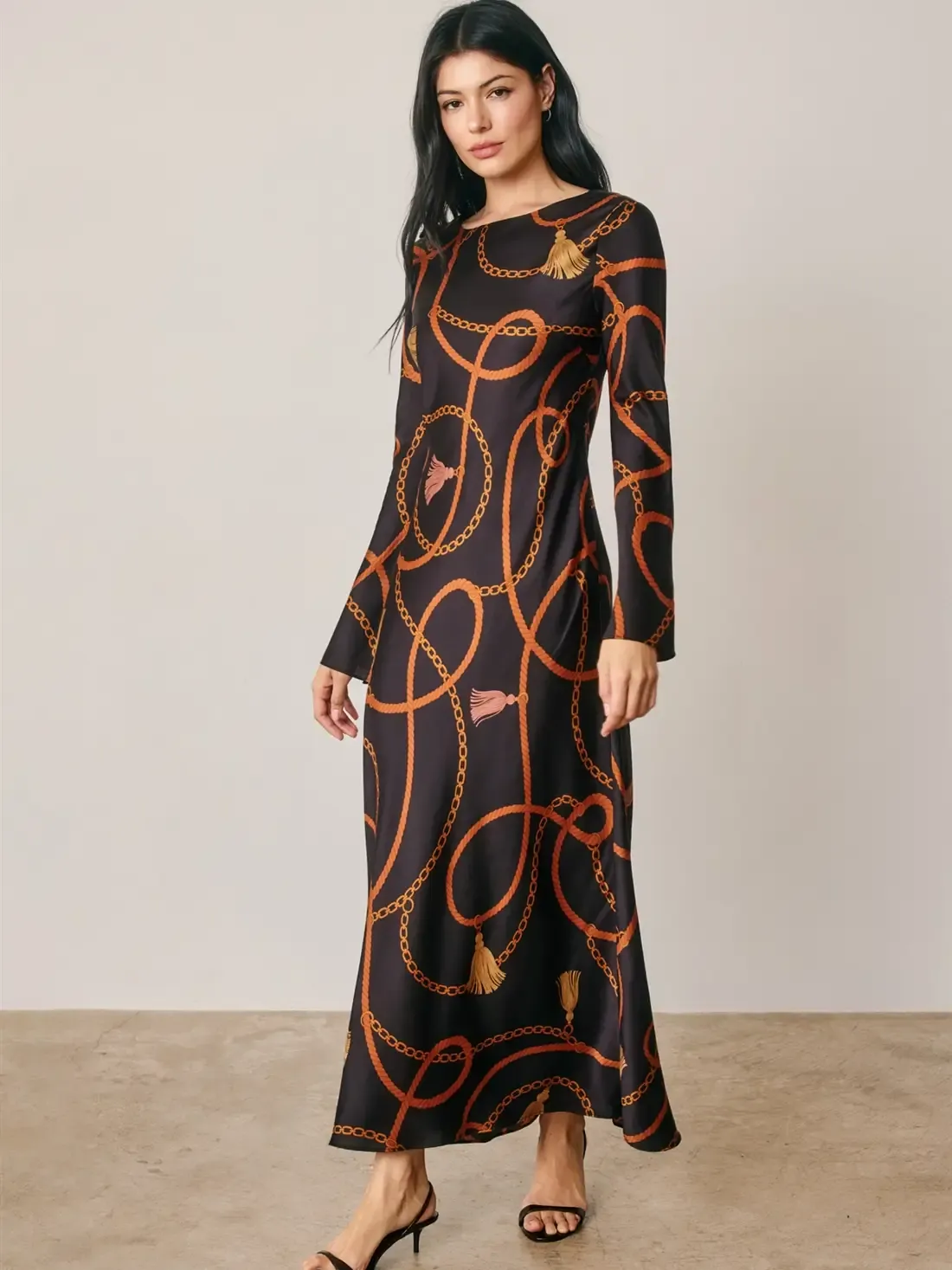 CONVERSATIONAL SATIN BELL SLEEVE