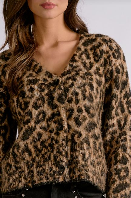 CHEETAH PRINT CROPPED CARDIGAN