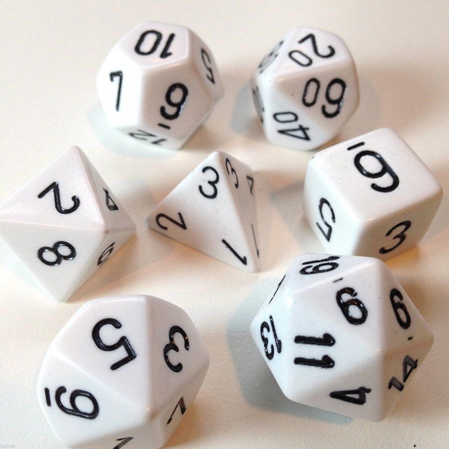 Dice: 7 pc: Opaque: White / Black