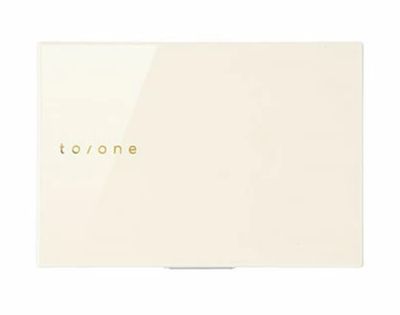 Tone Dewey Moist P Foundation Case