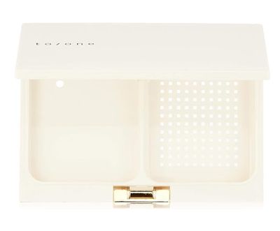 Tone Dewey Moist P Foundation Case