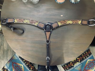 Breast Collar w/Sunflower larger