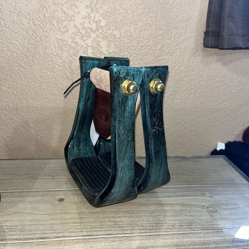 2" Gripper Barrel Racer Black and Painted Turquoise