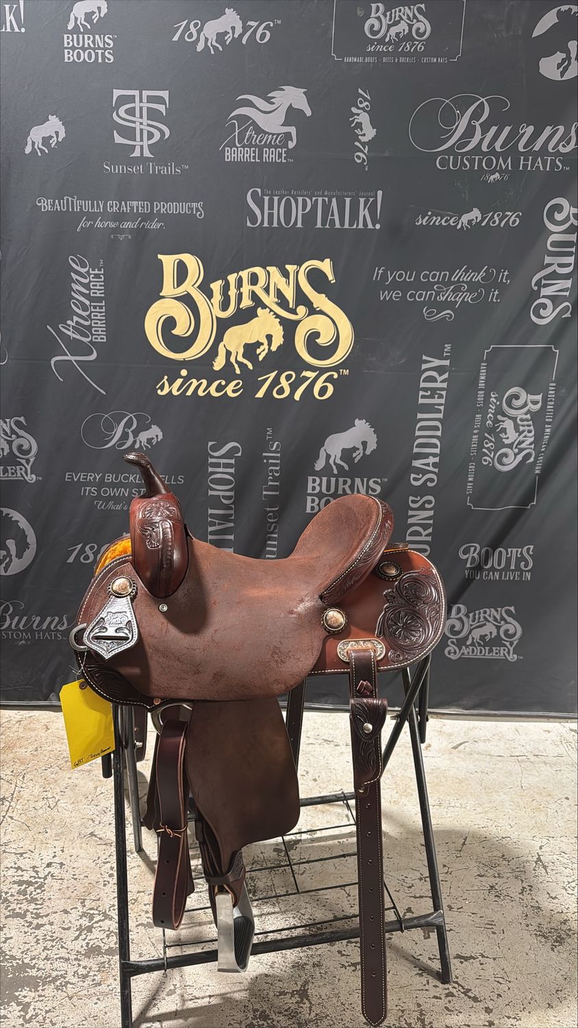 4530MD 1/2 Choc RO/SO Barrel Saddle 1/2 Julya Corner