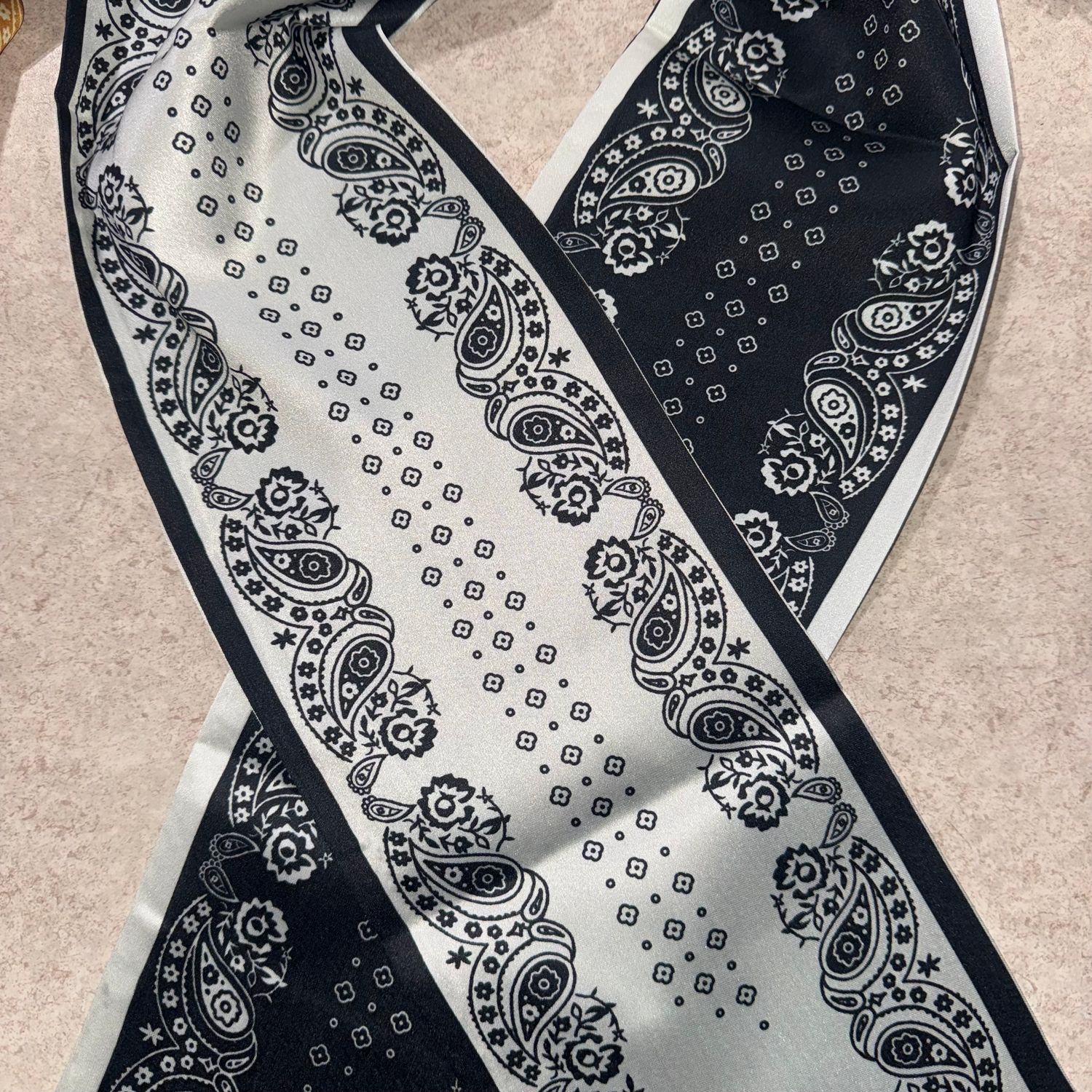 Twilly/Skinny Wild Rag, Color: Black