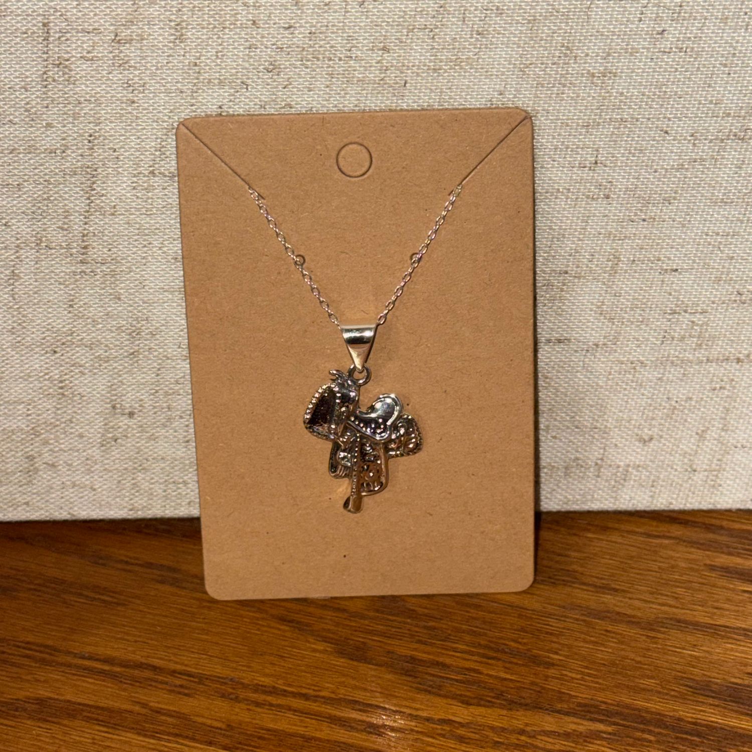 Flat Saddle Necklace