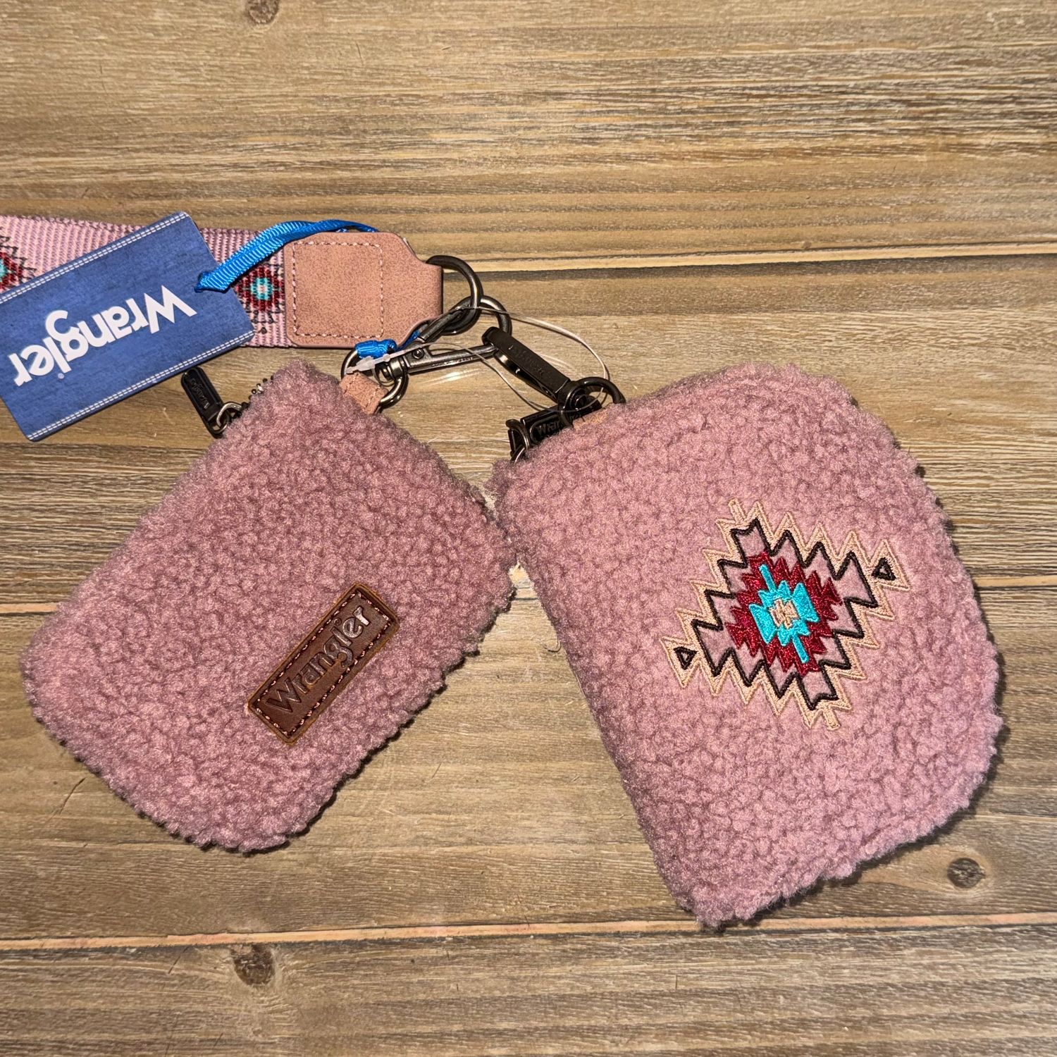 Sherpa Aztec Wristlet Pink