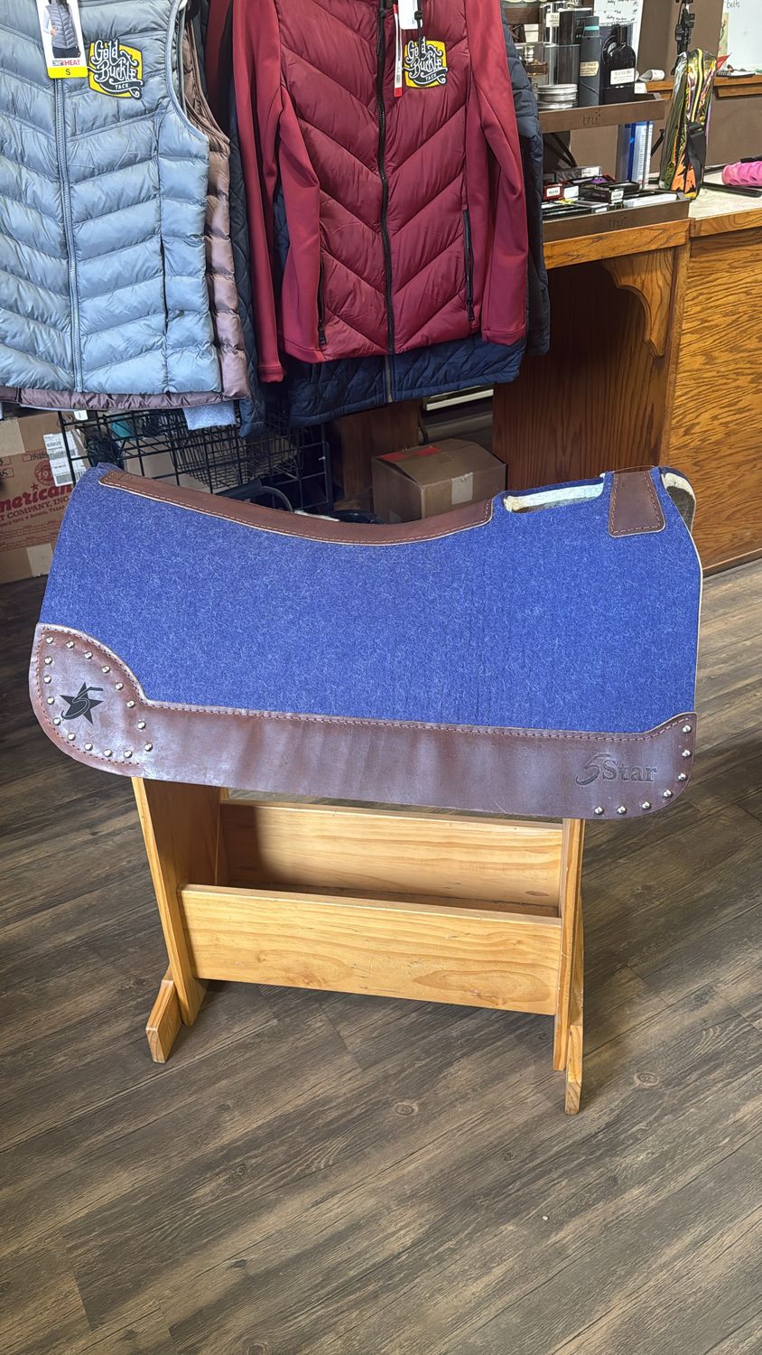 7/8" Thick Western Contoured TWO TONE Pad 30" x 30"