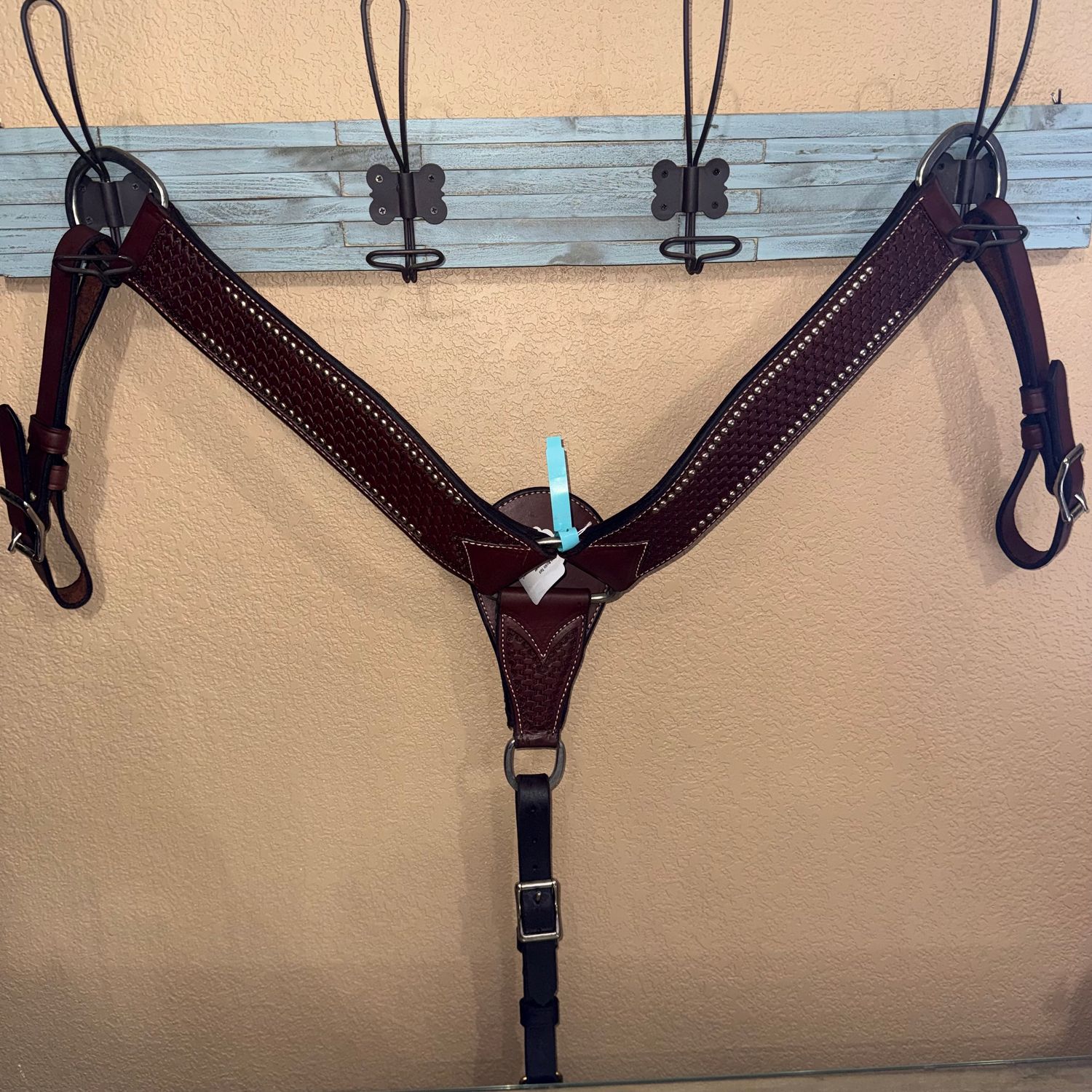 Breast Collar 2 3/4" Basket Stamp DO Dotted