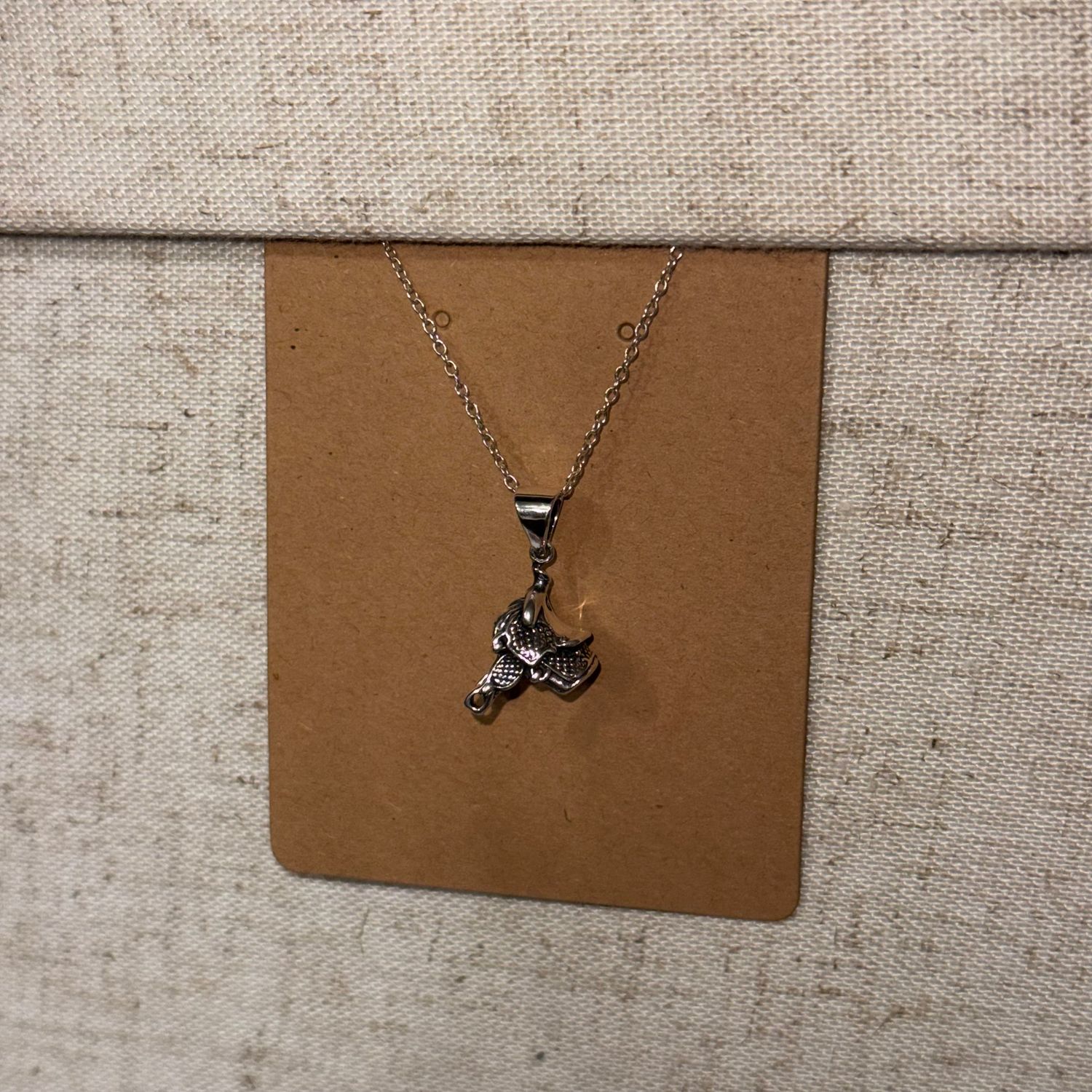 3D Saddle Necklace