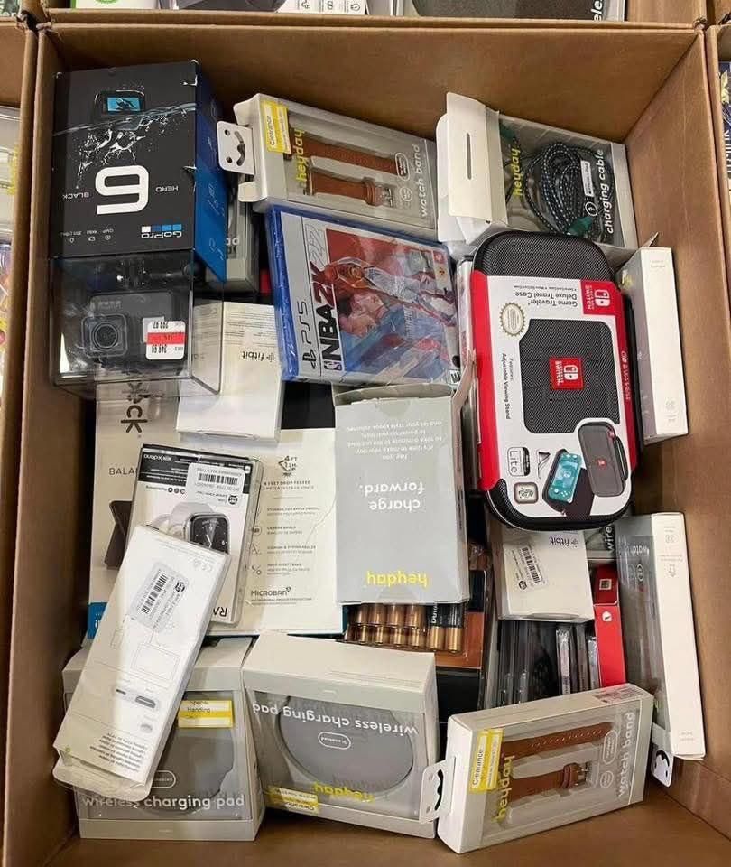 Small Electronics Pallet (500 units per pallet)