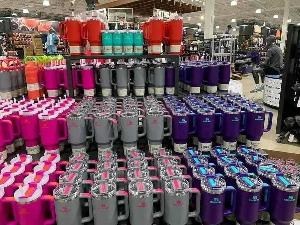 Brand New Original Starbucks Cup Pallet (200 pieces per pallet)