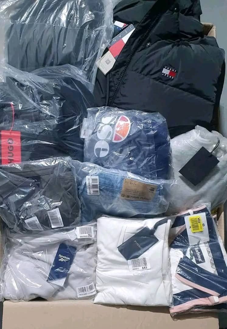 Mixed T-shirts for both men and women