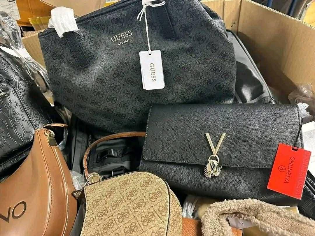 Buy Brand New Female Bags Pallet (350 pieces  per pallet)