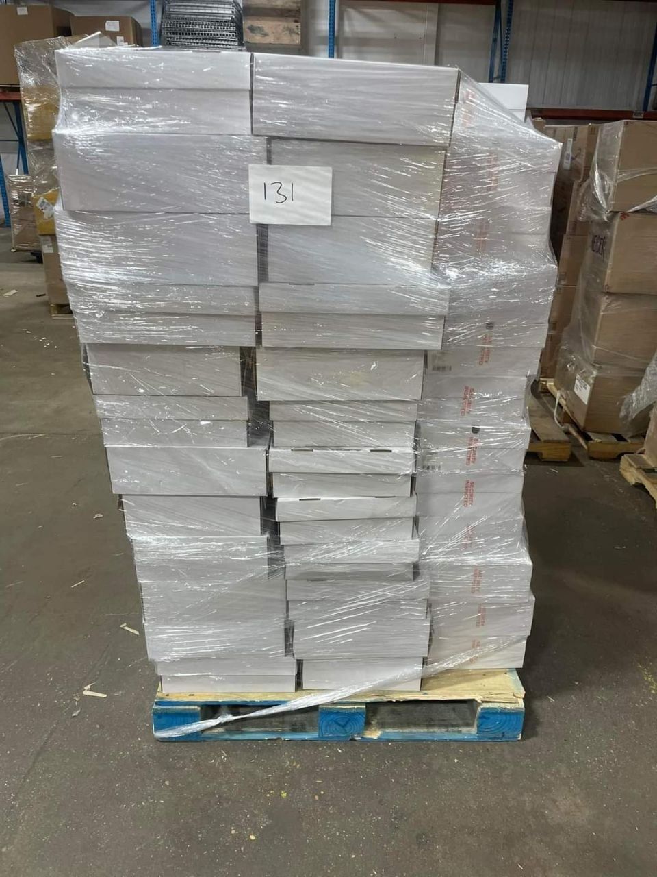 Rawlings Shoe Pallet (70 pieces per pallet)