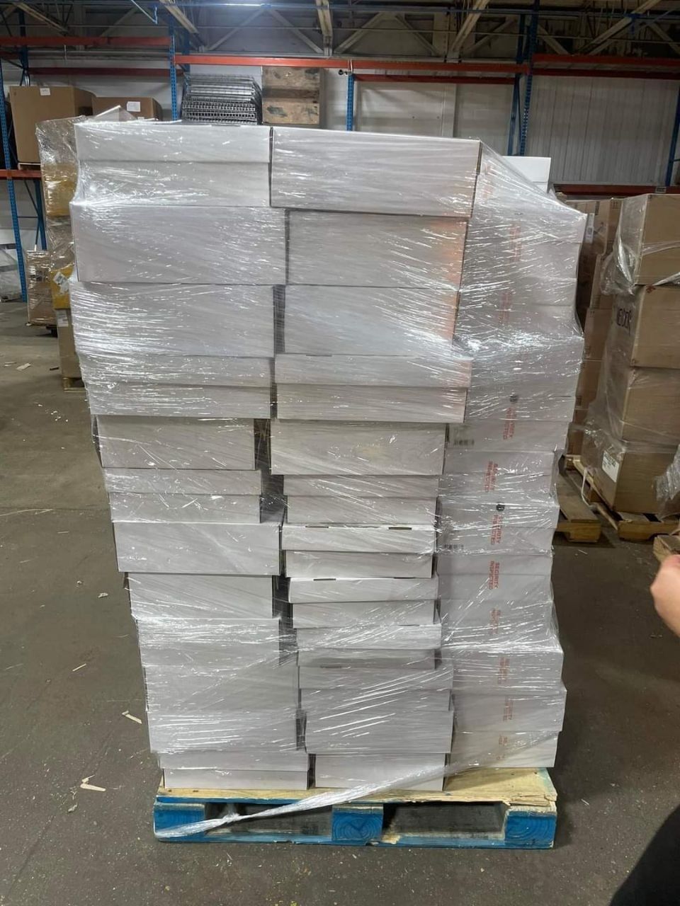 Rawlings Shoe Pallet (70 pieces per pallet)