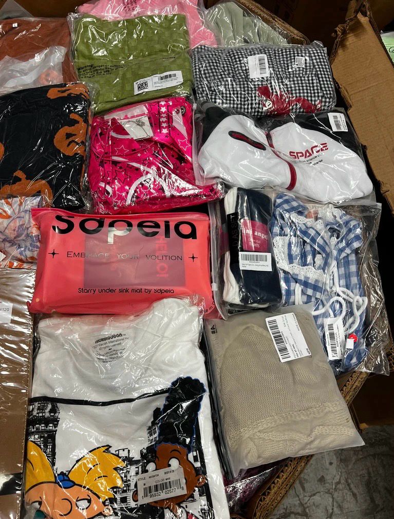 Amz Premium Clothing 500pcs