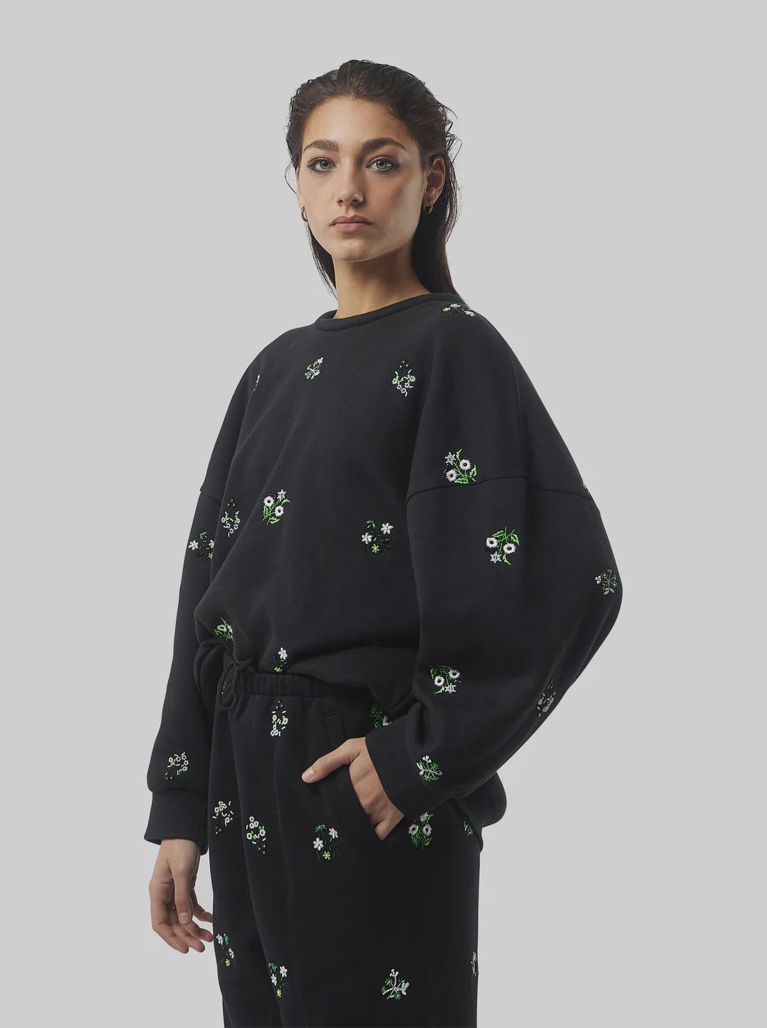 Harlem Sweatershirt Black, Colour: black, Material: 100% coton, Size: m