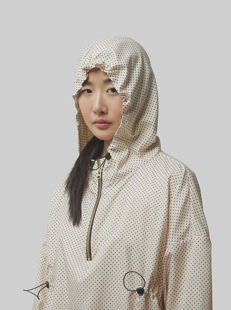 Tony Black-Dotted Sand, Size: m