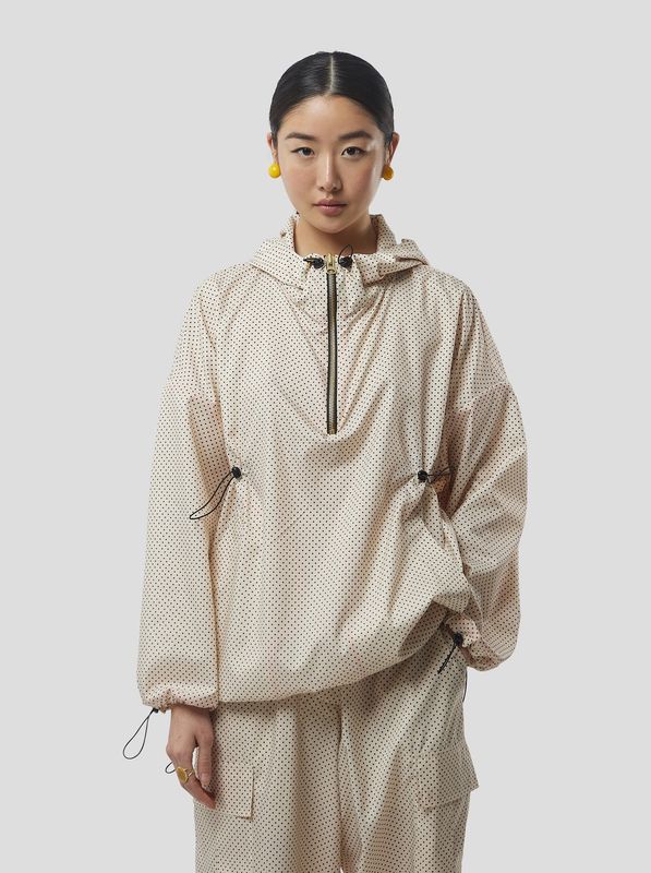 Tony Black-Dotted Sand