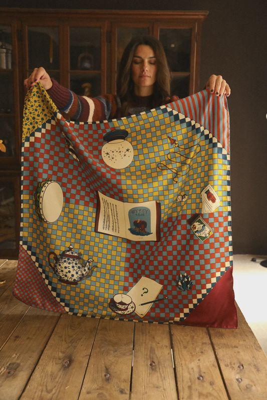 Gypsy Tales 90cm Silk carré, Neutral