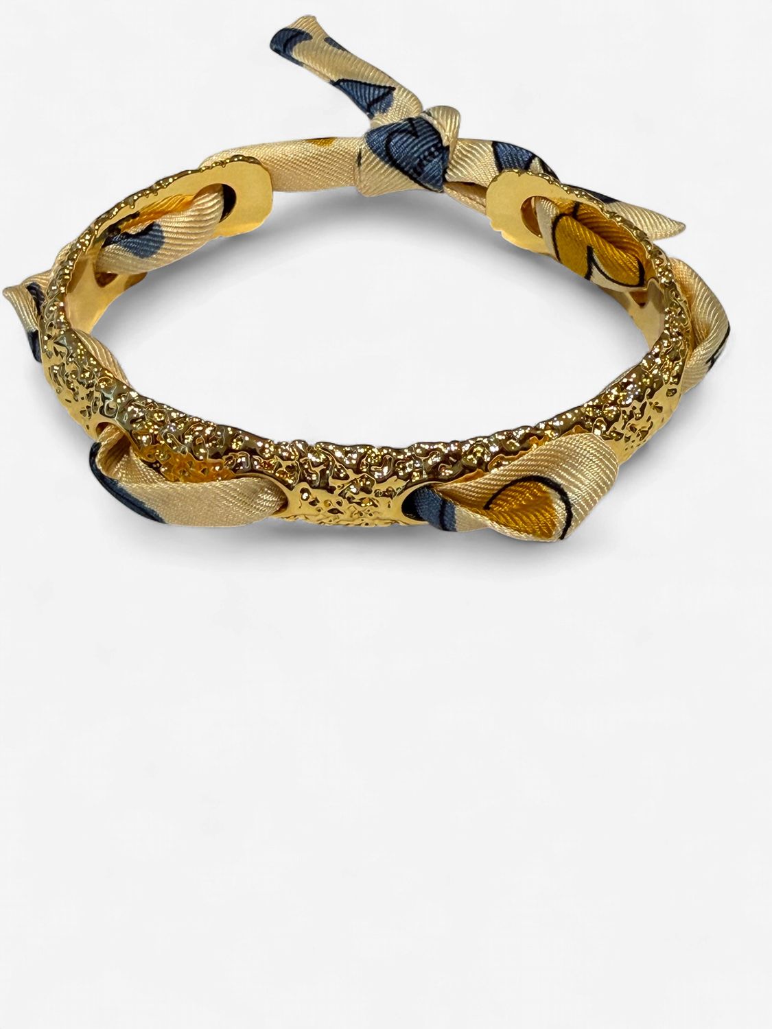 Queen, small, gold brass