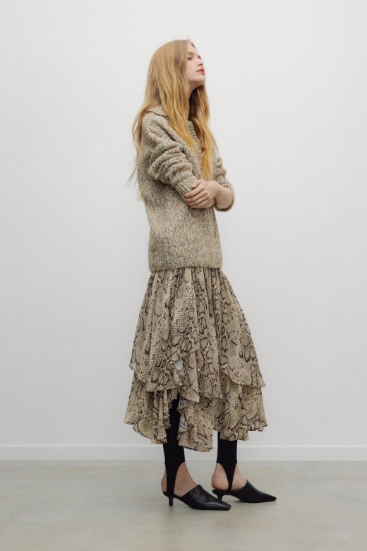 Isley, snake print skirt