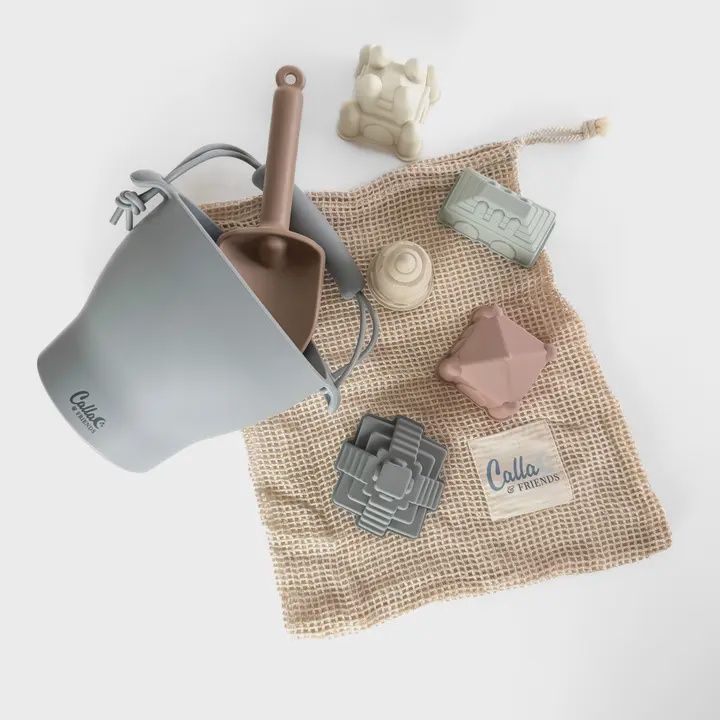 Ellie Silicone Beach Bucket