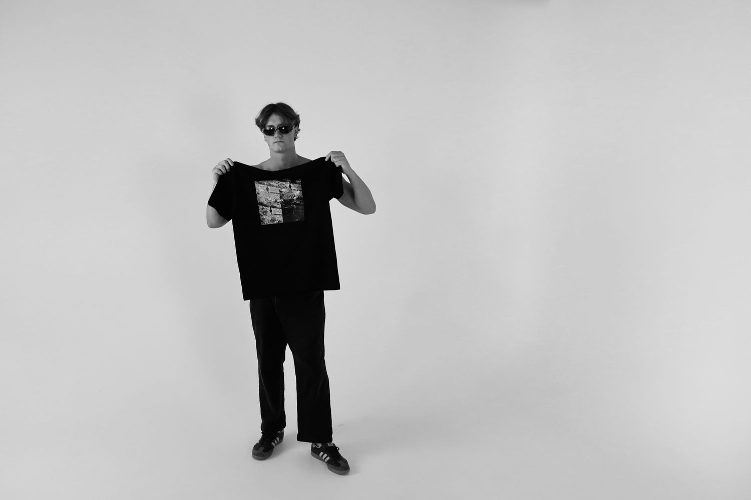 'RRR' T-Shirt (Black)