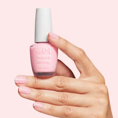 OPI Nature Strong nagellak – 65% natuurlijke oorsprong, vegan, langhoudend, glanzend, milieuvriendelijke fles
