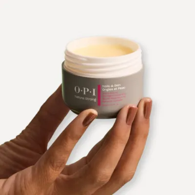 OPI Nature Strong hand- en voetverzorging – natuurlijke verzorging voor zachte, gehydrateerde huid en gezonde handen