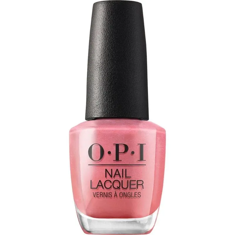 OPI nagellak Hawaiian Orchid, zachte roze tint met een subtiele glinstering voor een elegante en verfijnde look.