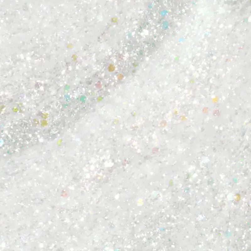 OPI Optical Nailusion witte gellak met glitterafwerking. Semi-permanente nagellak in een sprankelende witte tint met een subtiele glitter, ideaal voor een elegante en feestelijke uitstraling.
