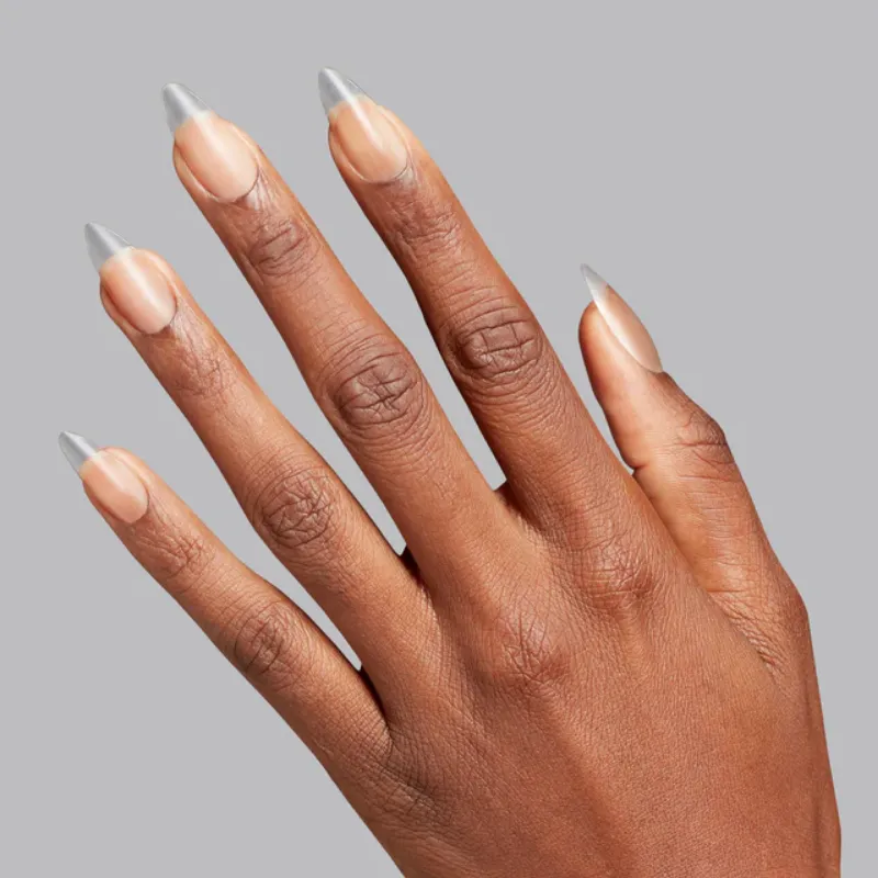 GELevate™ amandelvormige soft gel tips – medium lengte, natuurlijke pasvorm.