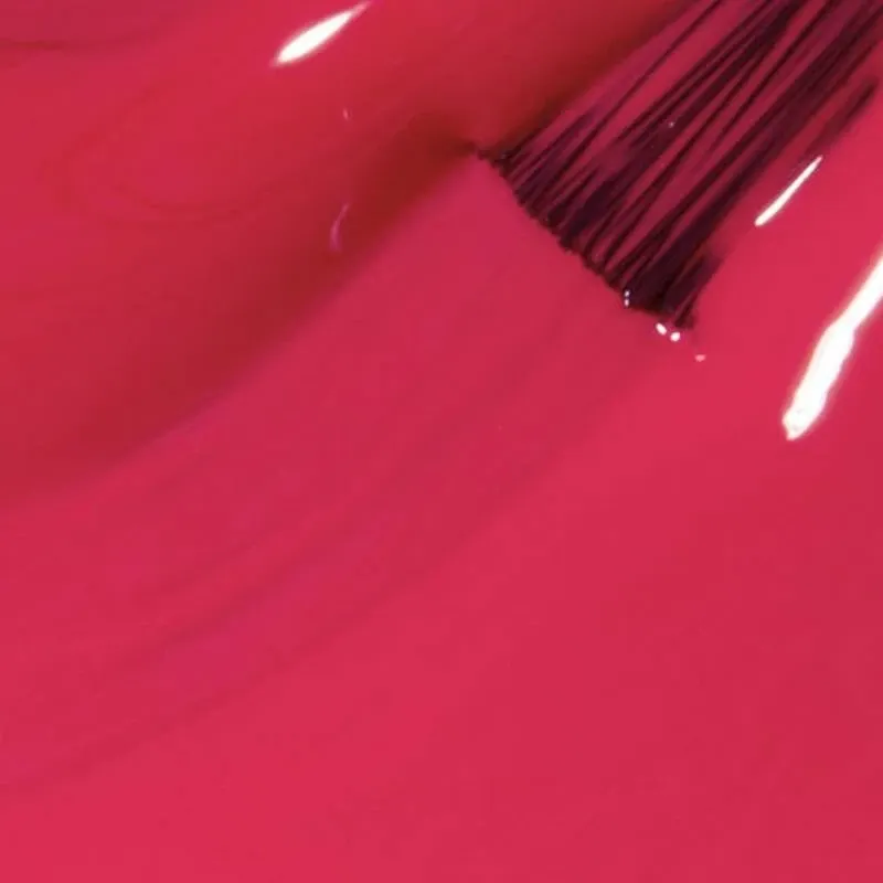 OPI nagellak Charged Up Cherry, roos met een glanzende afwerking voor een energieke en speelse uitstraling.