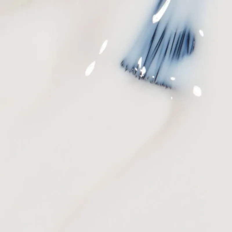 OPI nagellak Funny Bunny 15ml – witte kleur met glanzende finish, langhoudend voor een frisse en elegante manicure.