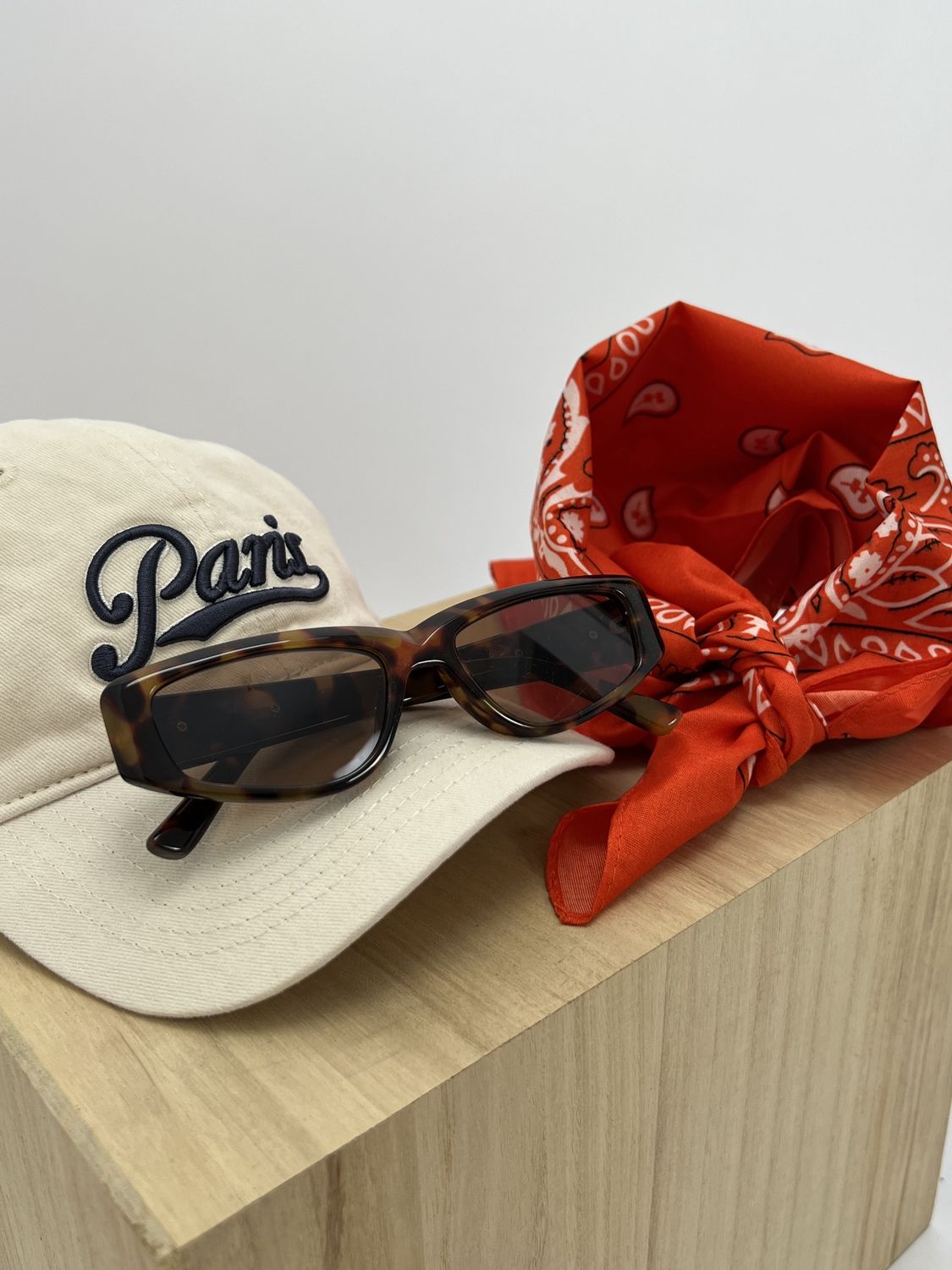 FS Paris pet - creme