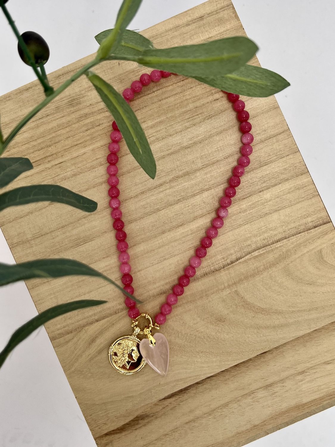 FS Dark pink jade ketting