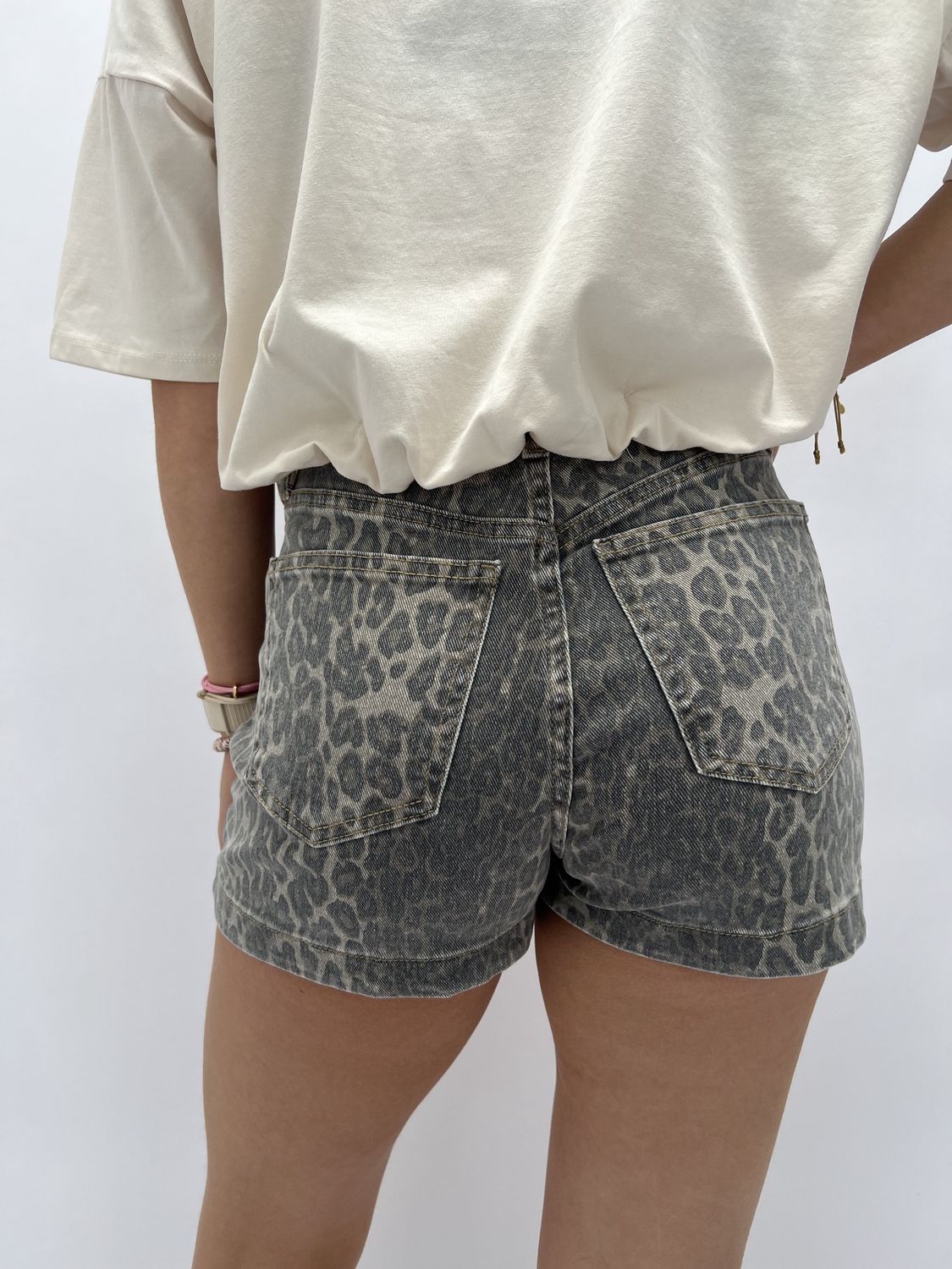 FS Leopard short