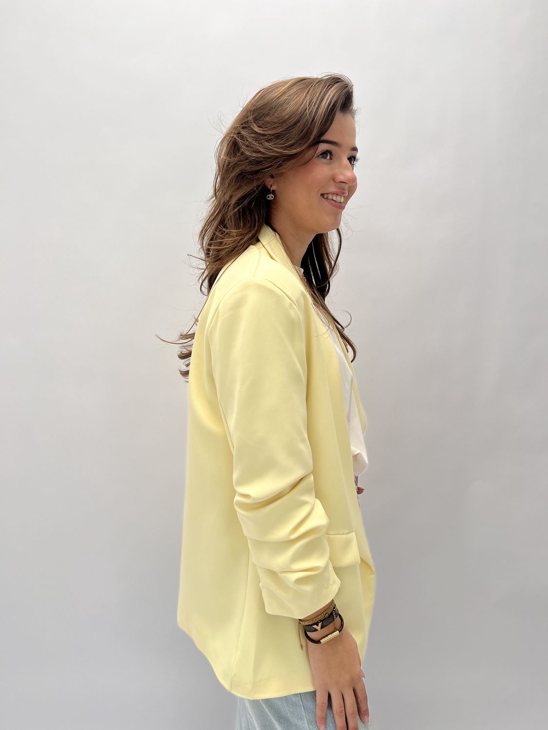 FS Yellow blazer