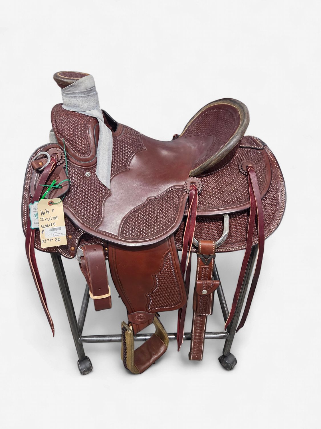 Irvine's 16 1/2" Wade Saddle