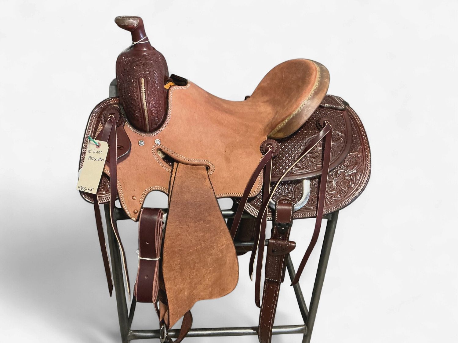 Irvine's 16" Association Saddle 10
