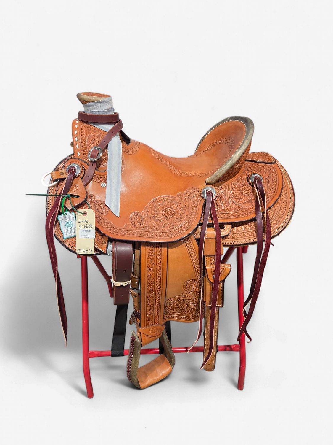Irvine's 16" Wade Saddle 3