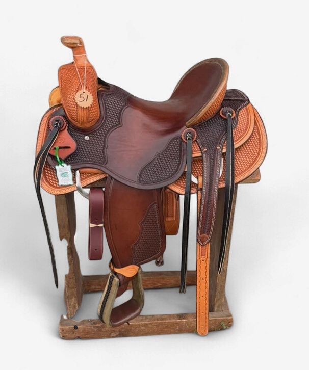 Irvine's 16 1/2" Association Saddle 4381-51